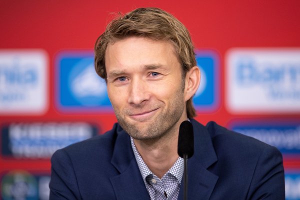 勒沃库森体育总监罗尔费斯辩驳了埃切维里的处境让球网体育信息