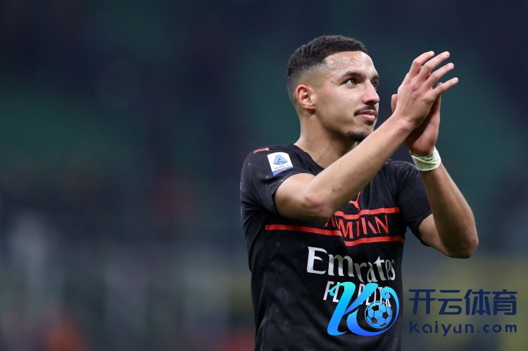 罗体：本纳塞尔将在30天后收复个东谈主进修，1个月后收复合练并复出